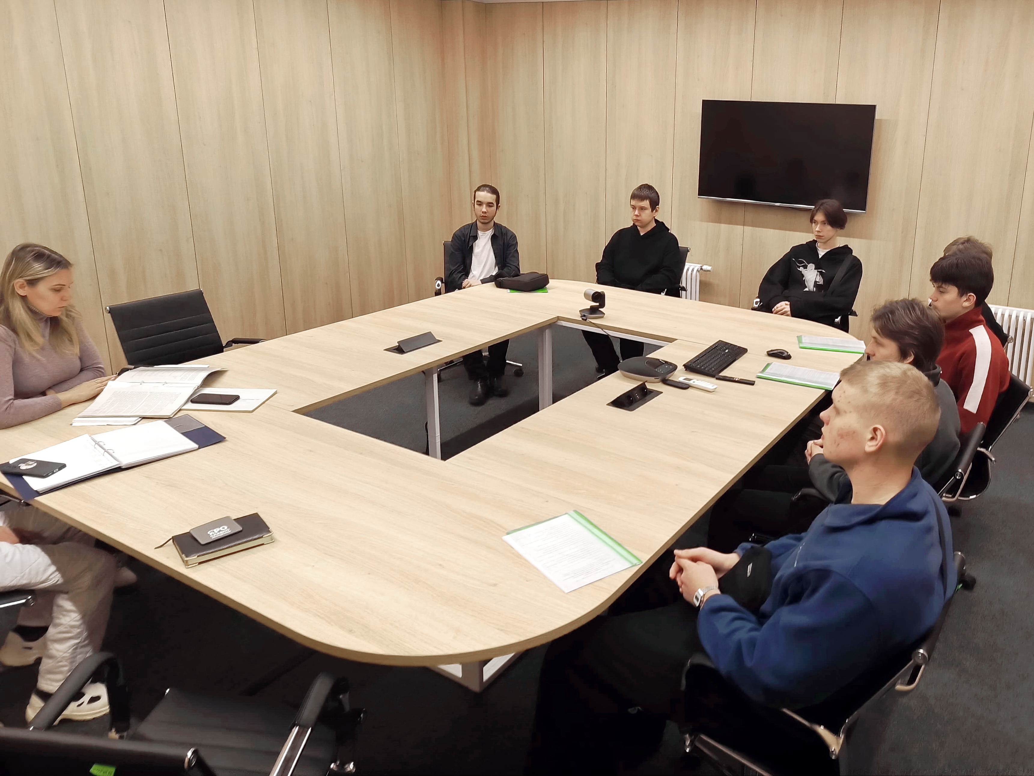 Студенты колледжа окунулись в мир производства на УСМЗ